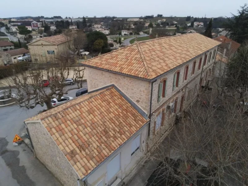 Toiture en tuile refaite sur un bâtiment communal de Saint-Maurice-de-Cazevieille